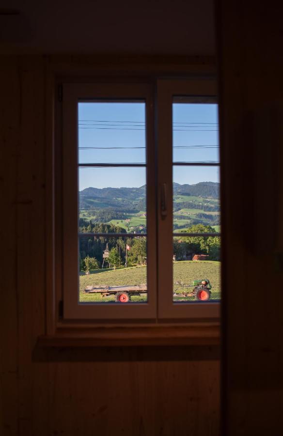 Restaurant Und Kaeserei Berghof Ganterschwil Eksteriør bilde